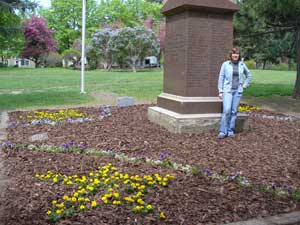 Grey Duck Garlic, finished WWI and II Memorial